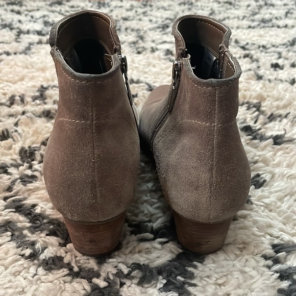 Blondo size 9 waterproof booties - Picture 5 of 7